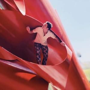 Meet your Posher, Sebrand